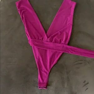 Fashion Nova plunging neckline body suit